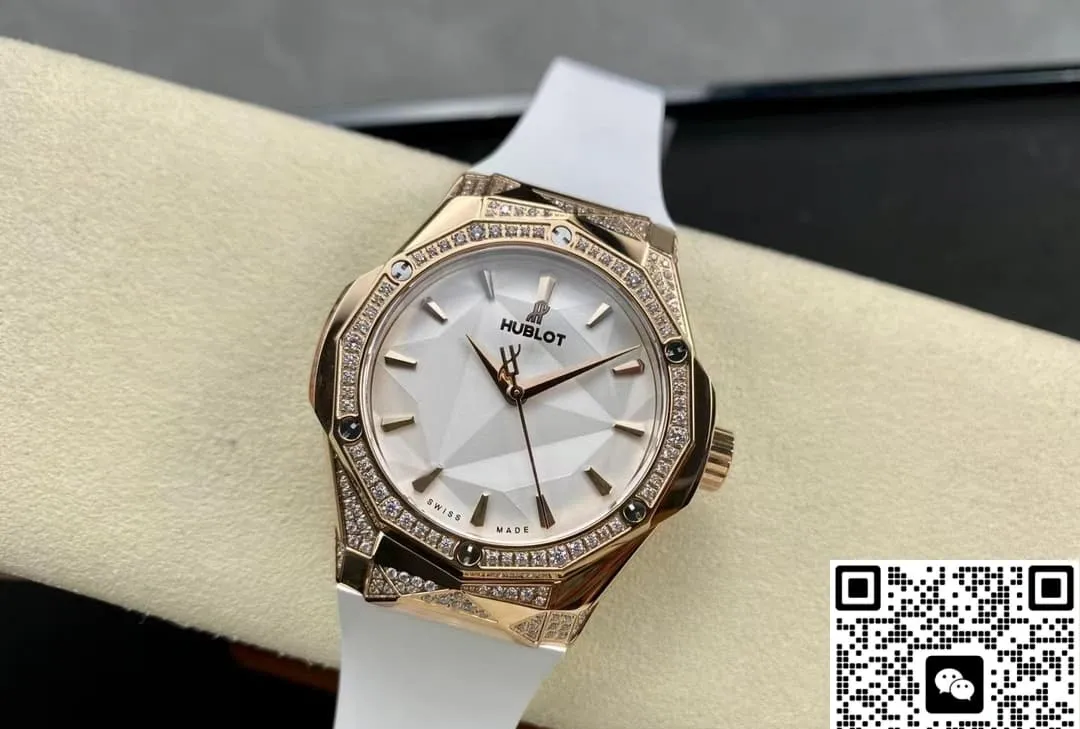 HB Factory Hublot Classic Fusion 550.OS.2200.RW.1804.ORL20 1:1 Best Edition Replica Watch